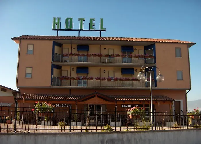 M'ami Bed & Breakfast 3*